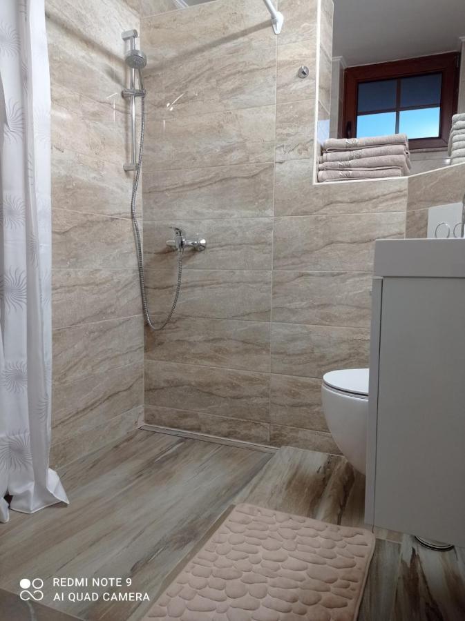 Zerko - Vineyard With Sauna And Jacuzzi Free Mirna